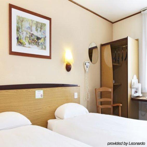 Campanile Hotel Дартфорд Номер фото